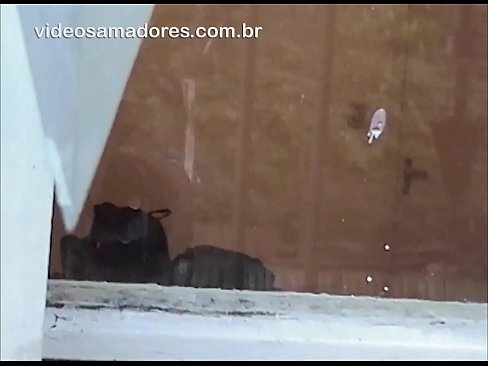 ❤️ Omu cornu chì fighjula a so fidanzata cù un altru tippu, registrendu un video di cazzo senza disturbà a coppia Pornografia dura à noi % co.yh9n.top%