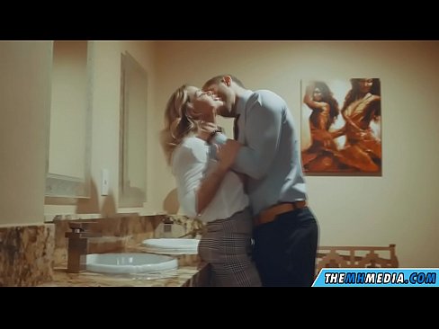 ❤️ Quandu una bionda tettona ti seduce in un bagnu publicu Pornografia dura à noi % co.yh9n.top%